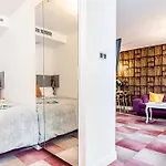 Oomph Deluxe Apt Ruska Wrocław