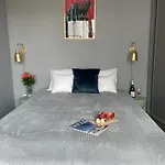 Oomph Deluxe Apt Ruska Appartement *