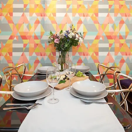 Oomph Deluxe Apt Ruska Lägenhet *