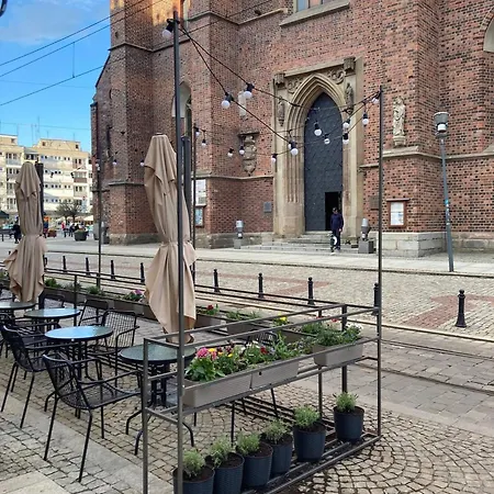 Oomph Deluxe Apt Ruska Lägenhet *