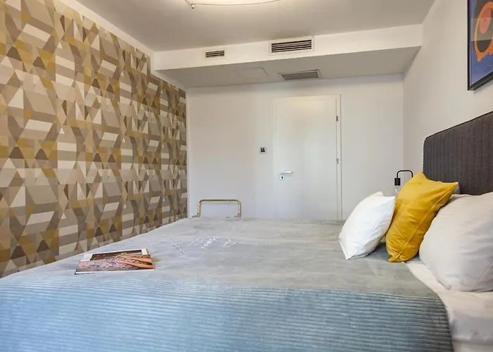 Oomph Deluxe Apt Ruska Wrocław