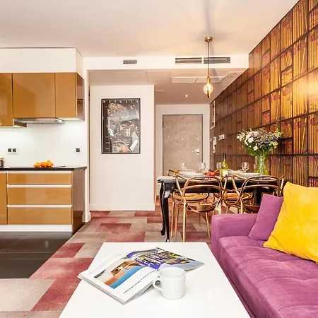 Oomph Deluxe Apt Ruska Appartamento Breslavia