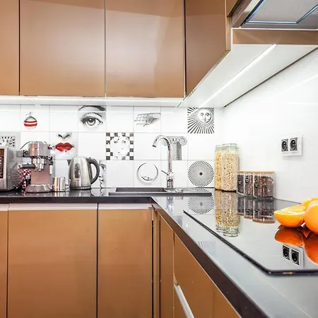 Apartment Oomph Deluxe Apt Ruska *