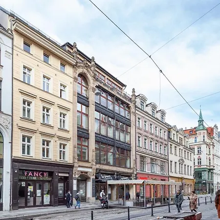 Oomph Deluxe Apt Ruska Appartamento Breslavia