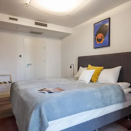 Oomph Deluxe Apt Ruska Appartamento