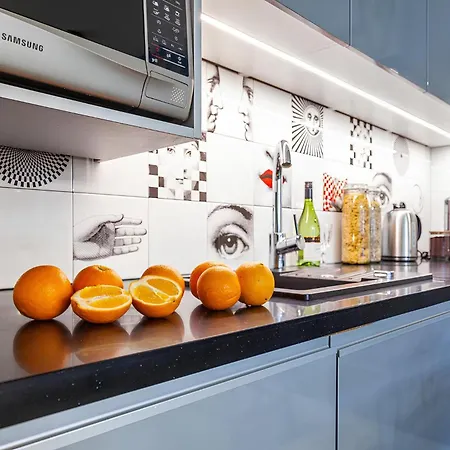 Oomph Deluxe Apt Ruska Appartamento Breslavia