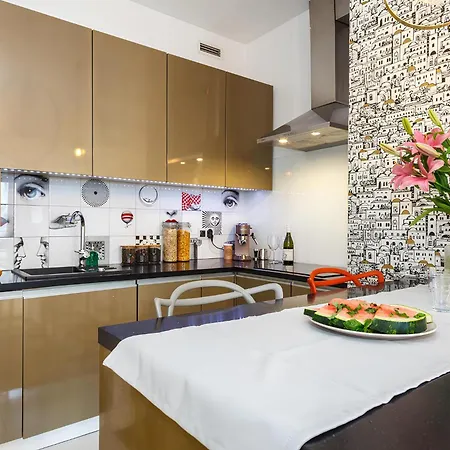 Oomph Deluxe Apt Ruska Appartamento Breslavia